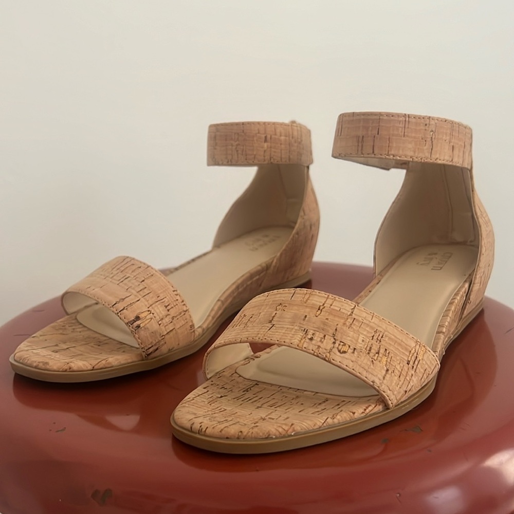 Cork flat sandals